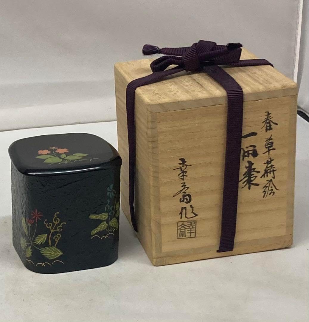 B301h 「春草蒔絵 一閑棗」幸斎作　共箱　茶道具　石川県山中町 B301h 春草蒔絵 一閑棗幸斎作 共箱 茶道具 石川県山中町 高台寺蒔絵 中